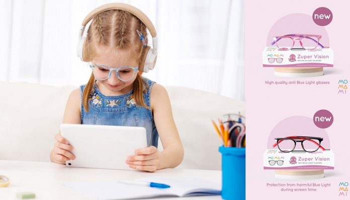 MOMAMI Bikin Mata si Kecil Aman dari Radiasi Gadget MOMAMI Bikin Mata si Kecil Aman dari Radiasi Gadget