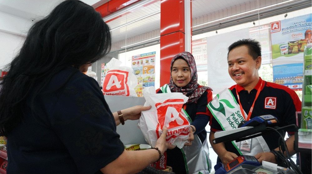 Rayakan HUT ke-13, Alfamidi tebar Voucher Belanja dan Uang Tunai