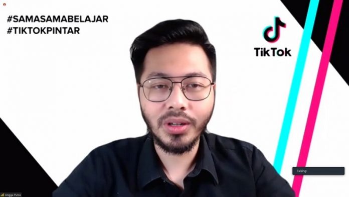 TikTok Ajak Kreator Berbagi Konten Edukasi dalam Kompetisi #TikTokPintar TikTok Ajak Kreator Berbagi Konten Edukasi dalam Kompetisi #TikTokPintar