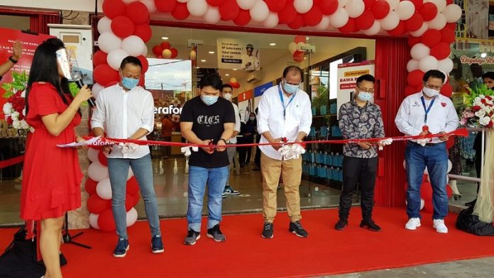 Erajaya Group Resmikan 13 Outlet di 9 Kota