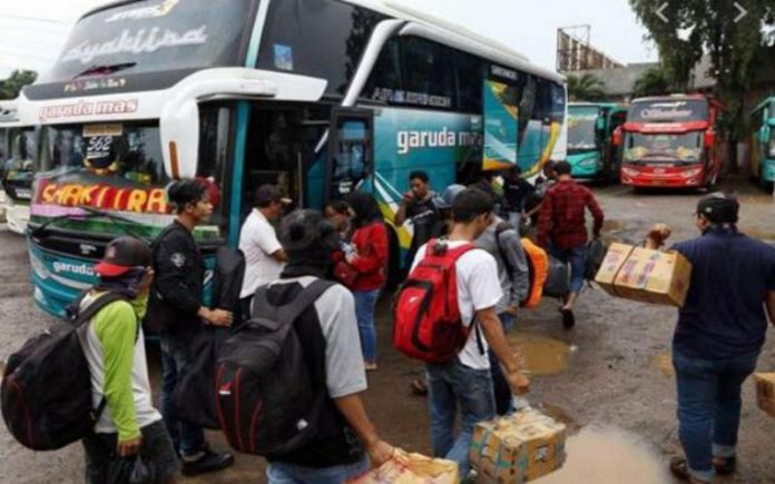 Mudik Lebaran 2021 Resmi Dilarang. Ini Alasannya... Mudik Lebaran 2021 Resmi Dilarang. Ini Alasannya...