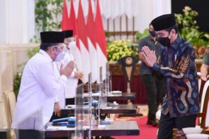 Presiden Serahkan Zakat dan Luncurkan Gerakan Cinta Zakat