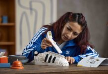Adidas Originals dan LEGO Group Luncurkan Sneaker Superstar
