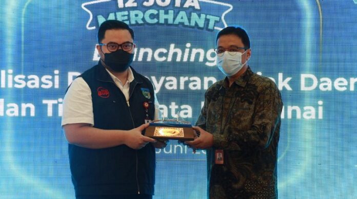 Bank Jatim Permudah Pembayaran Pajak dan Tiket Wisata Non Tunai di Kabupaten Kediri