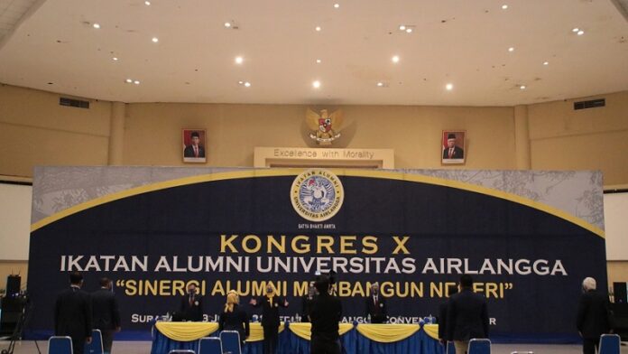 Khofifah Resmi Terpilih Menjadi Ketua IKA Universitas Airlangga Khofifah Resmi Terpilih Menjadi Ketua IKA Universitas Airlangga