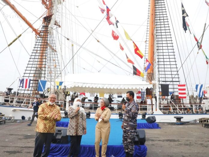 QRIS Jadi Alat Transaksi Pembayaran yang Sah di Kawasan Koarmada ll QRIS Jadi Alat Transaksi Pembayaran yang Sah di Kawasan Koarmada ll
