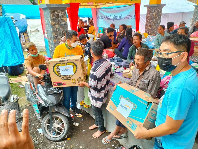 Bank Mandiri Salurkan Bantuan Untuk Korban Erupsi Gunung Semeru