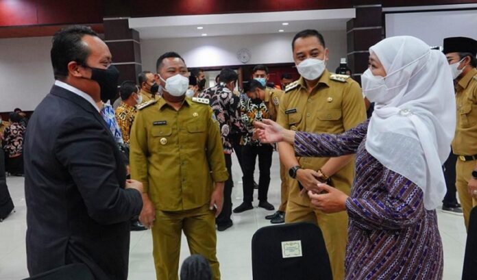 Kejar Kemandirian Fiskal, Gubernur Khofifah Minta Kepala Daerah Berinovasi Genjot PAD Kejar Kemandirian Fiskal, Gubernur Khofifah Minta Kepala Daerah Berinovasi Genjot PAD