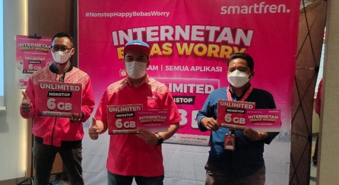 Smartfren Lincurkan Paket Internetan Bebas Worry Unlimited Nonstop Smartfren Lincurkan Paket Internetan Bebas Worry Unlimited Nonstop