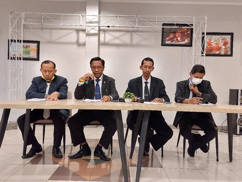 Dinilai Tidak Sah, Kuasa Hukum Tersangka Staf Operasional Kredit Bank Jatim Praperadilankan Kejari Surabaya