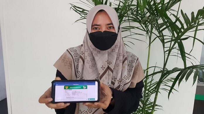 Banyak Hal Menarik di Aplikasi Mobile JKN. Ini Cerita Fridayanti