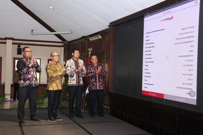Bank Jatim bersama Pemkab Lamongan Launching E-BPHTB dan E-SPTPD Bank Jatim bersama Pemkab Lamongan Launching E-BPHTB dan E-SPTPD