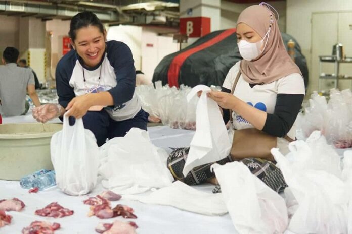 WIKA dan Best Western Papilio Kembali Potong Kurban Idul Adha 1443 H Setelah Vakum karena Pandemi WIKA dan Best Western Papilio Kembali Potong Kurban Idul Adha 1443 H Setelah Vakum karena Pandemi