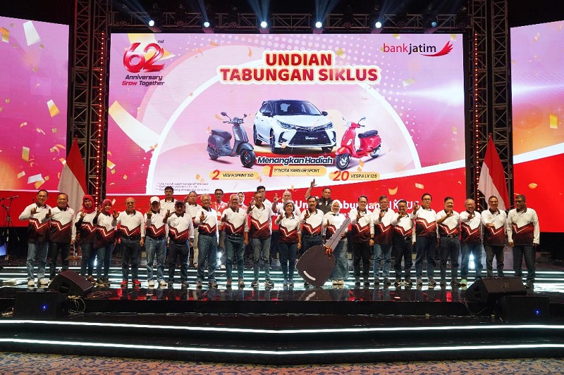 Semarak Ulang Tahun Ke 62, Bank Jatim Launching JConnect Pro