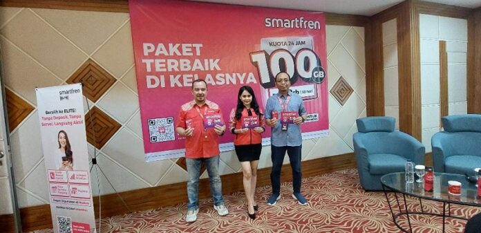 Smartfren Kenalkan Paket 100 GB, Rp 100 Ribu, 100 Persen untuk Indonesia