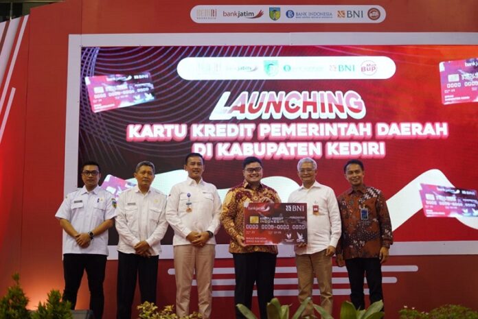 Pemkab Kediri bersama Bank Jatim Launching KKPD untuk Dorong Peningkatan Transaksi Non Tunai