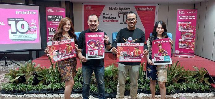 Smartfren Luncurkan Kartu Perdana 10 GB Edisi Khusus Jawa Timur dan Bali-Nusra Smartfren Luncurkan Kartu Perdana 10 GB Edisi Khusus Jawa Timur dan Bali-Nusra