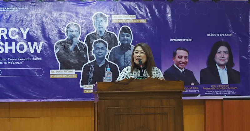 Deputi Kantor Staf Presiden Bicara Peran Generasi Muda dalam Govercy Seminar Himastan UNESA