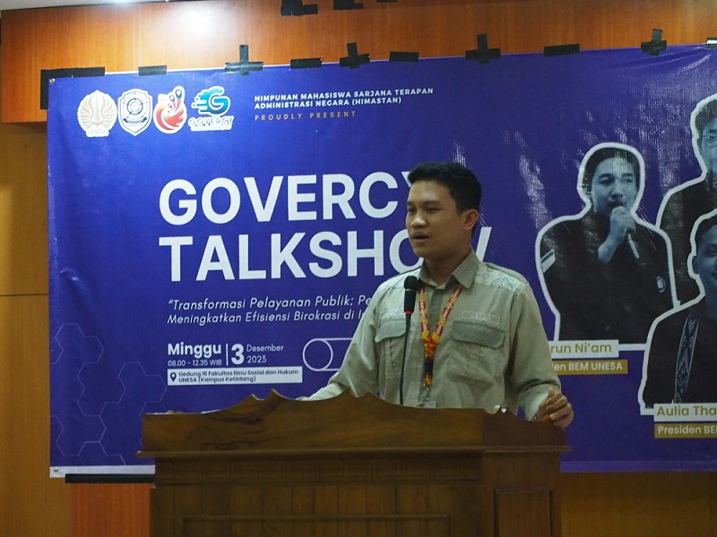 Deputi Kantor Staf Presiden Bicara Peran Generasi Muda dalam Govercy Seminar Himastan UNESA