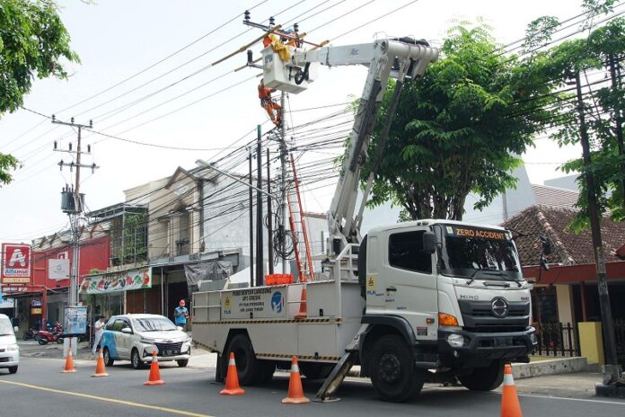 PLN Pastikan Pasokan Listrik Jawa Timur Aman Jelang Libur Nataru