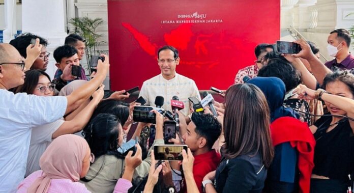 Akhirnya Mendikbudristek Batalkan Kenaikan UKT