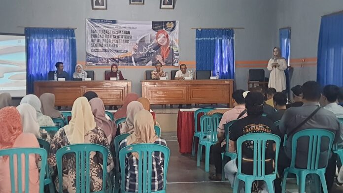 Prodi S1 Pendidikan Tata Boga UNESA Sosialisasi Keamanan Pangan dan Sertifikasi Halal pada Pedagang Sentra Kuliner di Pacet