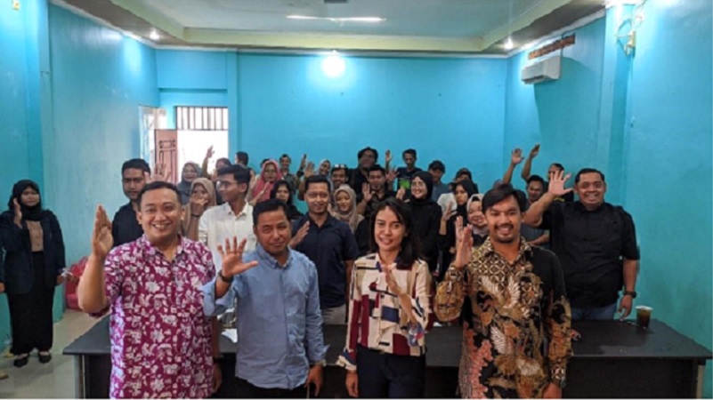 Perkuat Nilai-Nilai Pancasila Jelang Pilkada 2024, FISIPOL Unesa Gelar Sarasehan Kebangsaan di Desa Pesanggrahan Mojokerto