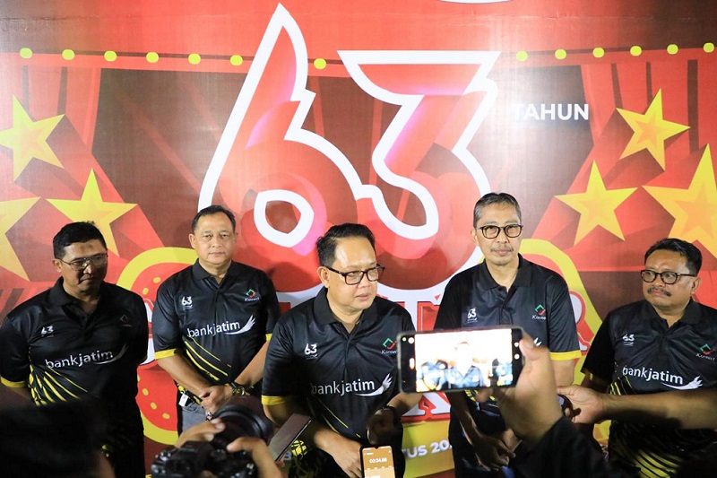 Puncak HUT Bank Jatim Ke-63 Sukses Pecahkan Rekor MURI dan Salurkan Bantuan CSR ke Penyandang Disabilitas