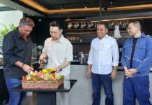 Buka Gerai ke 4 di Dharmahusada Surabaya, Expat Roasters Usung Konsep Farm to Table Buka Gerai ke 4 di Dharmahusada Surabaya, Expat Roasters Usung Konsep Farm to Table