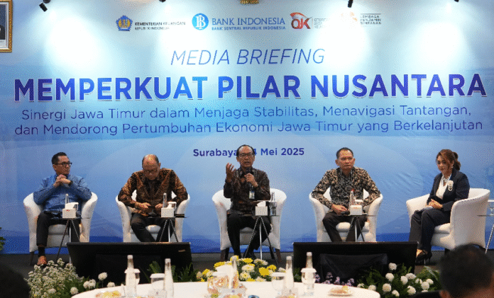 Kantor Perwakilan Bank Indonesia Provinsi Jawa Timur berkolaborasi dengan Kantor Otoritas Jasa Keuangan (OJK) Provinsi Jawa Timur, Kantor Lembaga Penjamin Simpanan (LPS) II Jawa Timur dan Kementerian Keuangan di Provinsi Jawa Timur menyelenggarakan Media Briefing