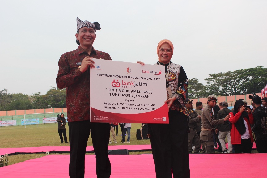Bank Jatim Salurkan Bantuan CSR untuk Masyarakat Bojonegoro