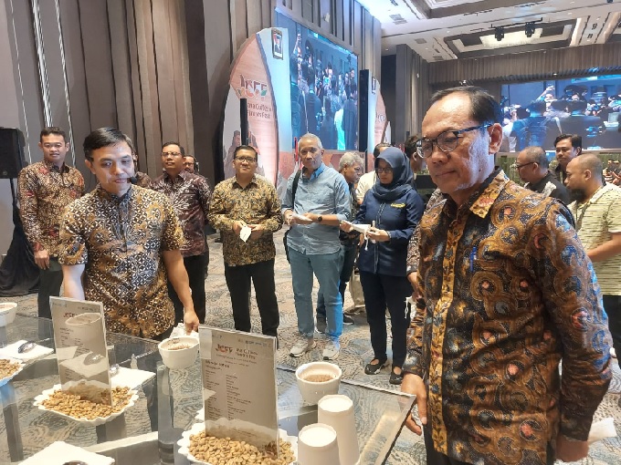 Kepala Kantor Perwakilan BI Jatim, Ibrahim dalam pembukaan Java Coffee and Flavor Festival (JCFF) 2025 di Double Tree by Hilton Surabaya, Sabtu (23/08)