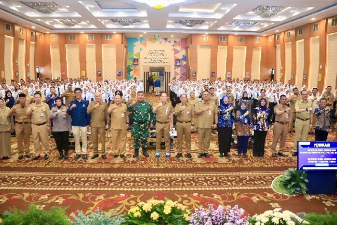 Pelatihan Dasar (Latsar) Calon Pegawai Negeri Sipil (CPNS) Golongan II dan III di Gedung Sasana Wiyata Praja Badan Pengembangan Sumber Daya Manusia (BPSDM) Jatim, Senin (29/9).