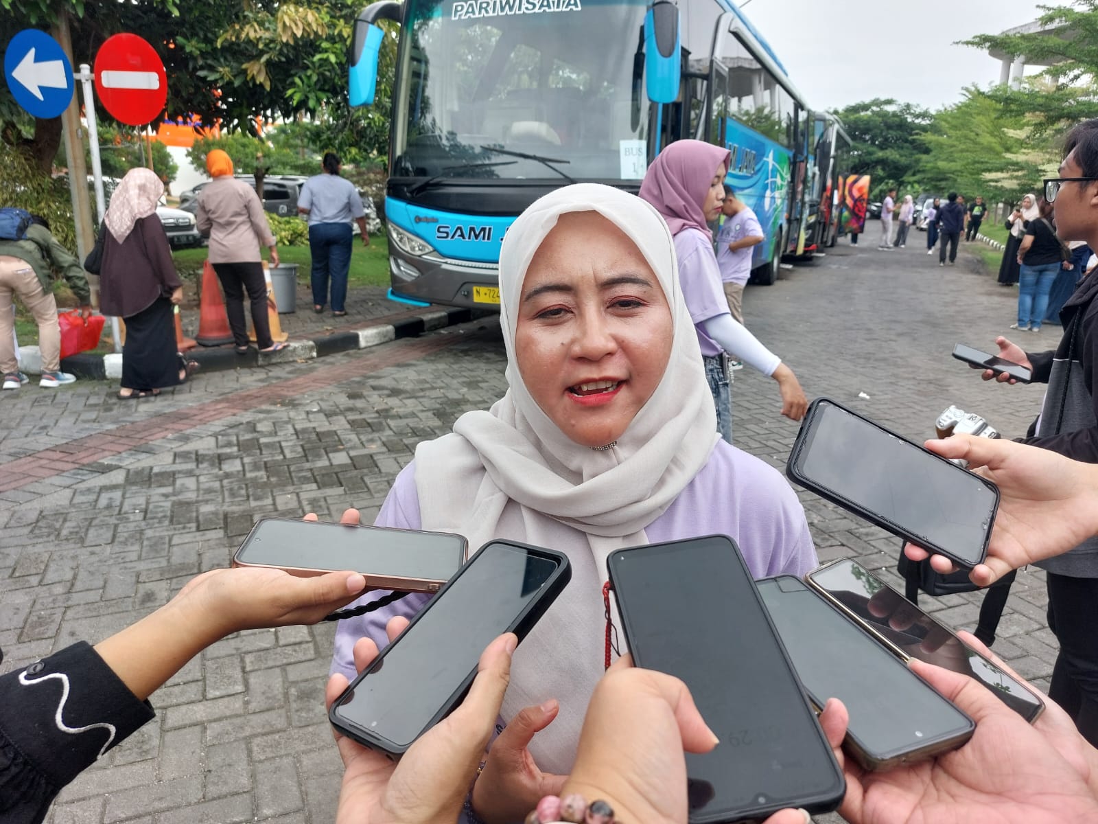 Dr. Ima Widiyanah, PIC kegiatan LCAS 2025 sekaligus Kepala Pusat Penjaminan Mutu dan Kerjasama Labschool