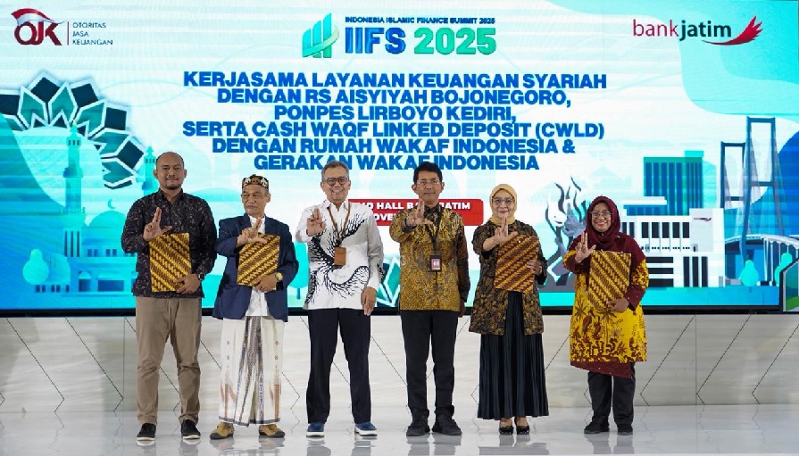 Perkuat Sinergi di Sektor Keuangan Syariah, Bank Jatim Dukung Penyelenggaraan IIFS 2025