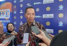 Perguruan Tinggi Dituntut Lakukan Transformasi : Kunci Menuju Indonesia Emas 2045 Perguruan Tinggi Dituntut Lakukan Transformasi : Kunci Menuju Indonesia Emas 2045