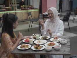 Jelajah Nusantara: ARTOTEL TS Suites Surabaya Hadirkan Pengalaman Buka Puasa Spektakuler