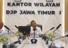 Perkuat Sinergi, Kanwil DJP Jatim I dan KADIN Jawa Timur Kolaborasi Tingkatkan Literasi Perpajakan, Kepala Kanwil DJP Jawa Timur I Max Darmawan memberikan sambutan dalam audiensi bersama KADIN Jawa Timur