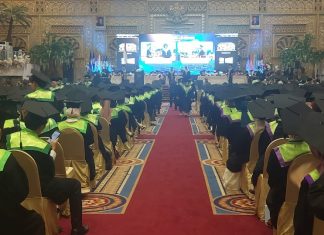Wisuda ke-119 Unesa: Menjawab Tantangan Resiliensi Global dan Kisah Inspiratif Beasiswa S2 untuk Atlet Paralimpik