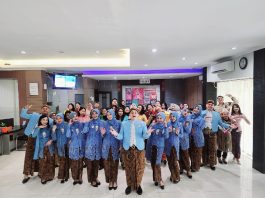 Semangat Kartini di BRI Surabaya Jemursari: Harmoni Tradisi dalam Pelayanan Modern
