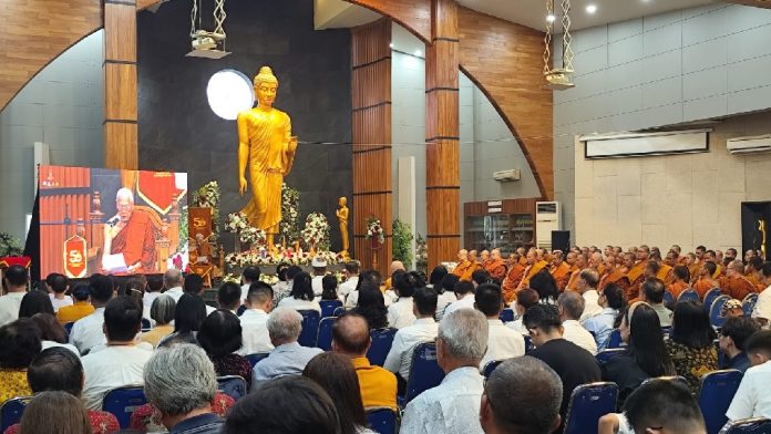 Menyambut 50 Tahun STI, Ribuan Umat Buddha Hadiri Pengecoran Rupang Buddha Nusantara Kelima di Surabaya