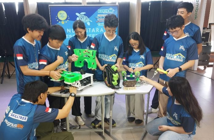 Dari Surabaya Menuju Kanada: Kisah Tim NUSANTARA dari PKBM NOLA Taklukkan Robotika Bawah Air ASEAN