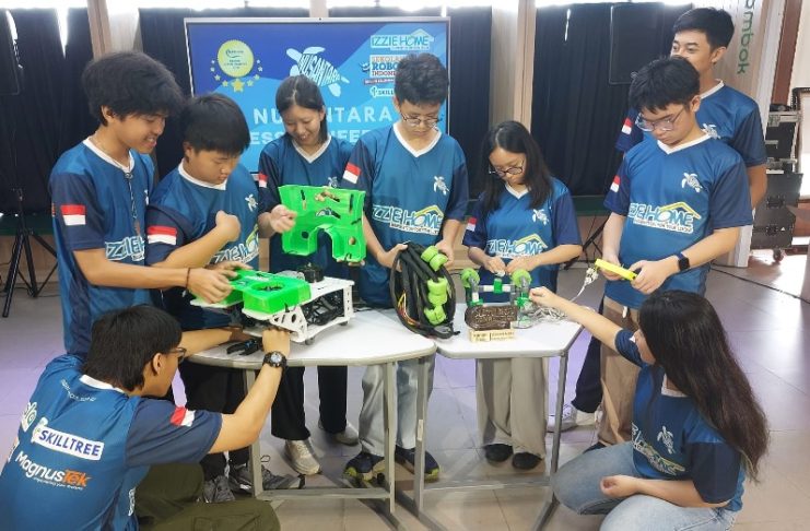 Dari Surabaya Menuju Kanada: Kisah Tim NUSANTARA dari PKBM NOLA Taklukkan Robotika Bawah Air ASEAN