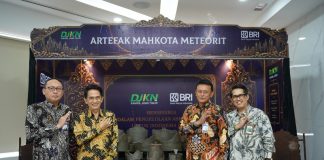 Gandeng BRI, Kanwil DJKN Jatim Gelar “Auction Energy for Recovery” dan Pameran Artefak Mahkota Meteorit Langka Gandeng BRI, Kanwil DJKN Jatim Gelar "Auction Energy for Recovery" dan Pameran Artefak Mahkota Meteorit Langka
