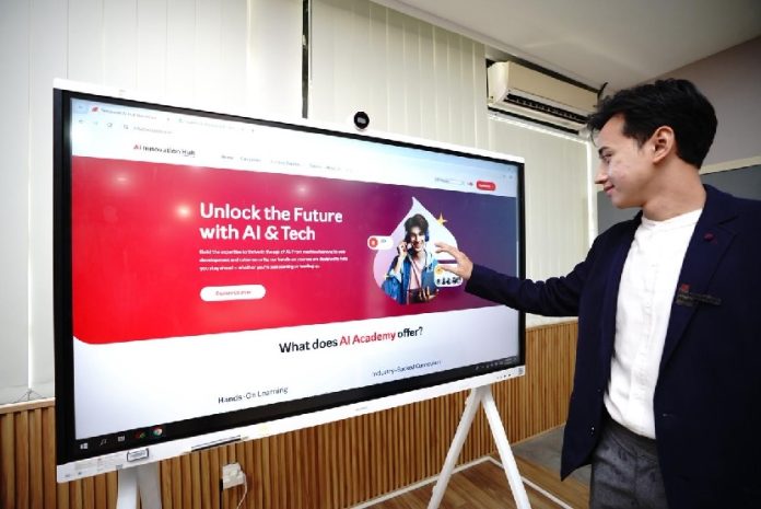 31 Tahun Melayani Sepenuh Hati, Telkomsel Padukan Empati dan Teknologi AI untuk Indonesia