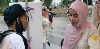 Dekatkan Edukasi Mental, Fakultas Psikologi Unesa Gelar Konseling Gratis di Taman Bungkul