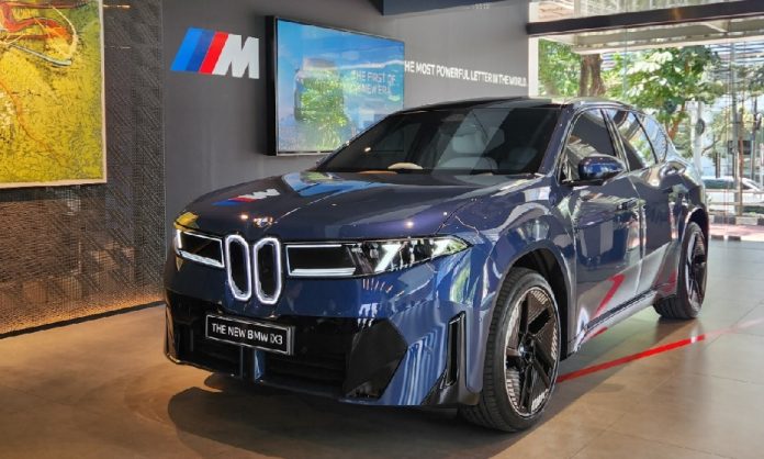 bmw3 BMW Astra Resmi Boyong New BMW iX3 ke Jawa Timur, Garap Pasar Mobil Listrik Premium