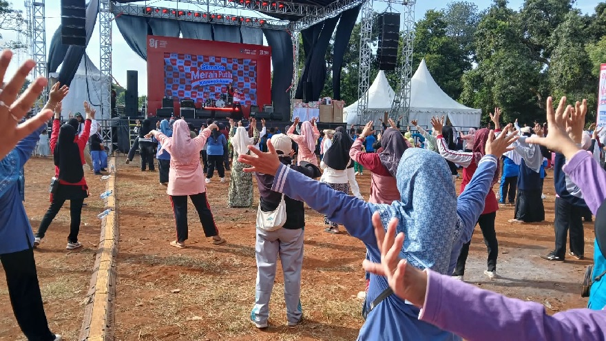 Melalui Semarak Merah Putih di Desa Doudo, BRI Dorong Kemandirian Ekonomi dan Penguatan Sosial Desa BRILiaN