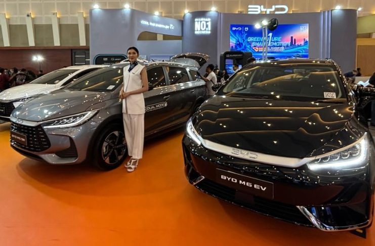 Lengkapi Pilihan Mobil Keluarga, BYD Boyong M6 DM ke GIIAS Surabaya 2026