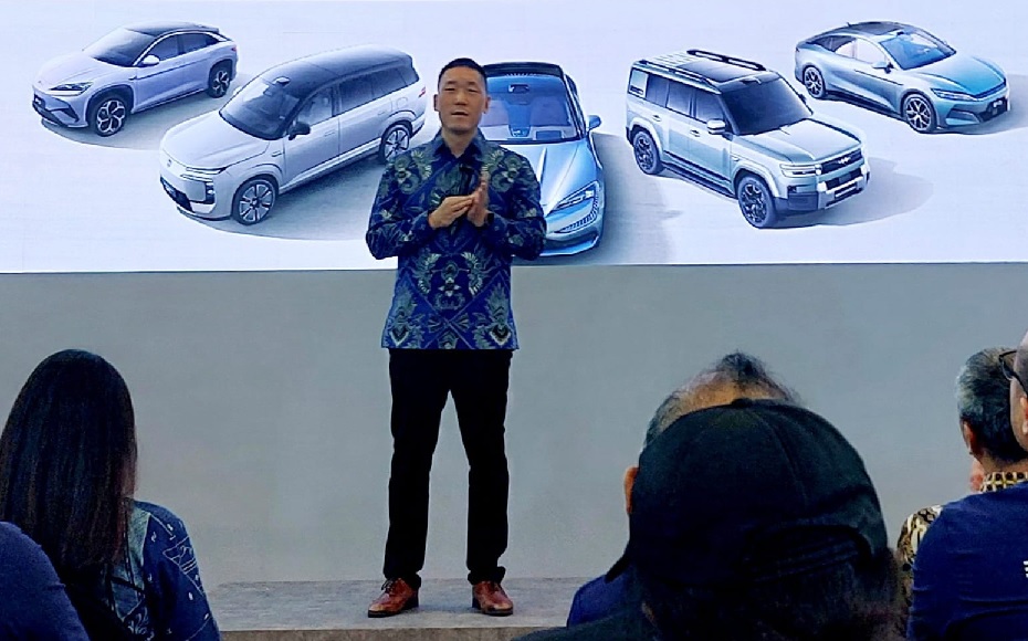 President Director PT BYD Motor Indonesia, Eagle Zhao